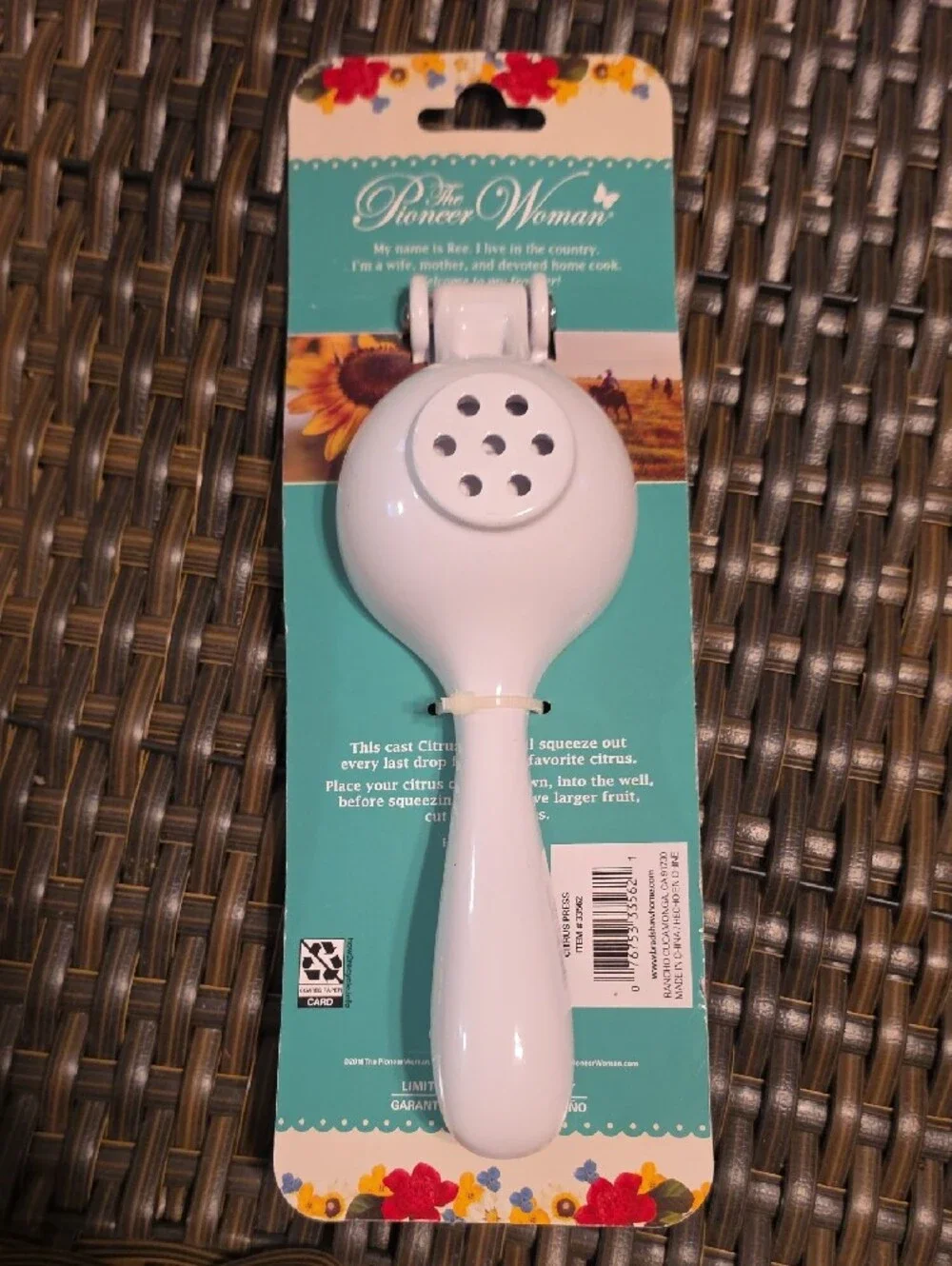 The Pioneer Woman Citrus Press New